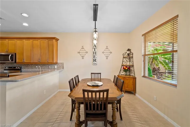 Breakfast or dining room
