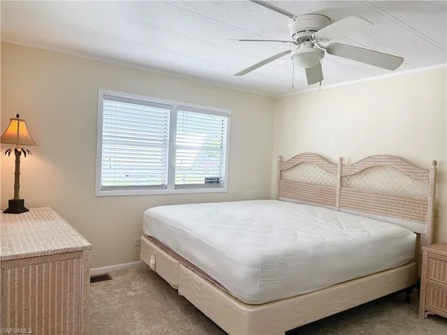 22  Turquoise  AVE, Naples, FL 34114