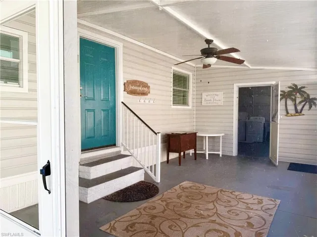 22  Turquoise  AVE, Naples, FL 34114