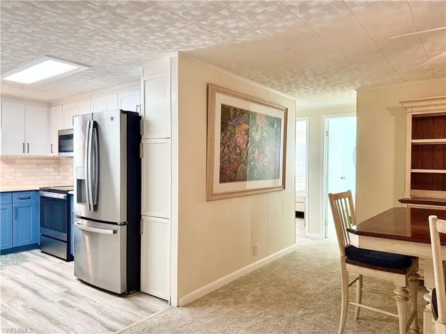 22  Turquoise  AVE, Naples, FL 34114