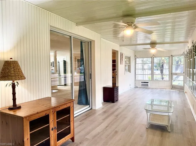 22  Turquoise  AVE, Naples, FL 34114