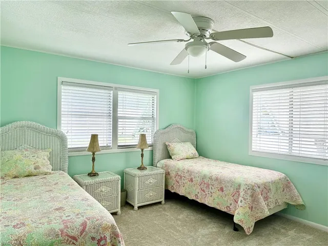 22  Turquoise  AVE, Naples, FL 34114