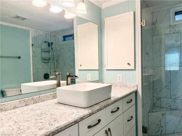 22  Turquoise  AVE, Naples, FL 34114