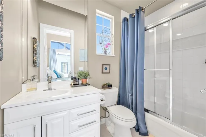 2nd Bathroom