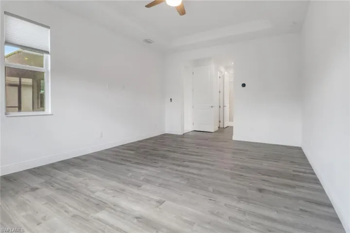 9248  Cayman  DR, Naples, FL 34114