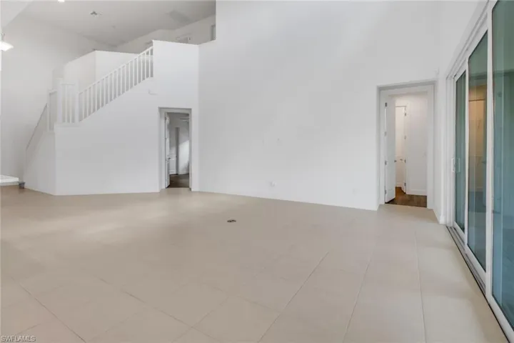 9248  Cayman  DR, Naples, FL 34114