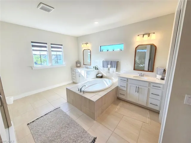 4308 Arlington Dr, Ave Maria, Florida 34142