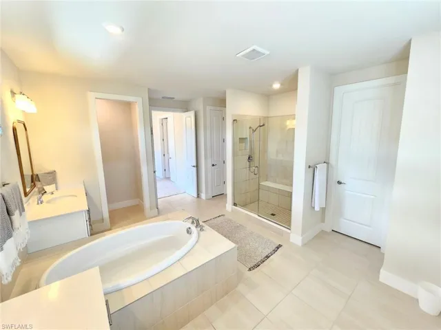 4308 Arlington Dr, Ave Maria, Florida 34142