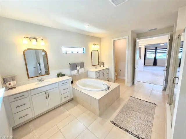 4308 Arlington Dr, Ave Maria, Florida 34142