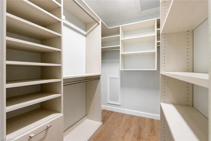 You want an organized closet??  This is it!