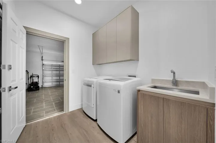 3330 Nw 5th Ter, Cape Coral, Florida 33993