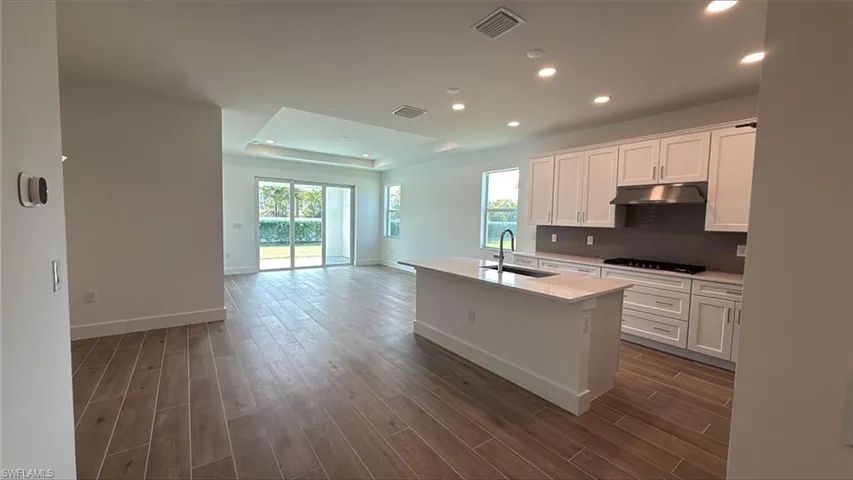 Beautiful open-concept floor plan
