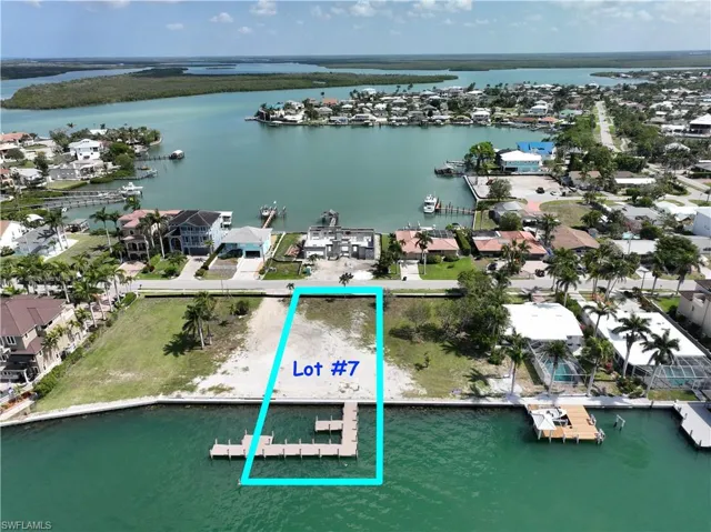 Pelican St W, Naples Fl 34113
