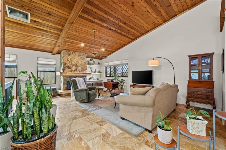 Natural Travertine Floors