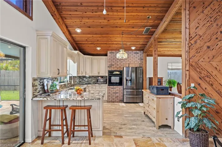 Open Kitchen