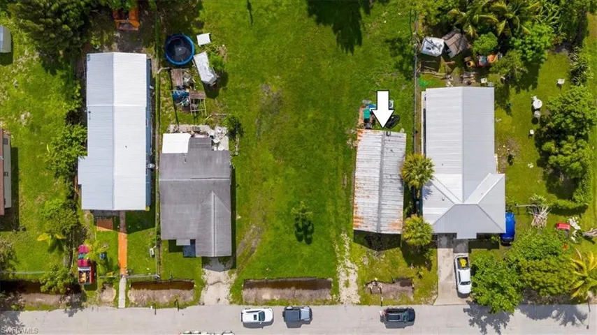 View of birds eye view of property