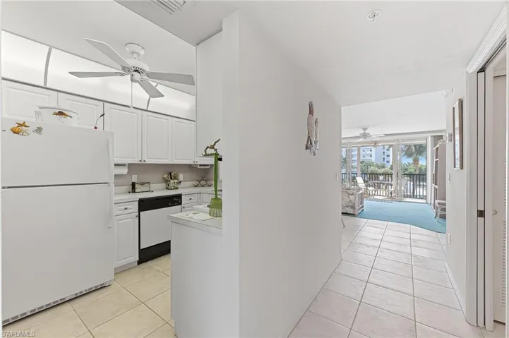 4421 Bay Beach Ln 623, Fort Myers Beach, Florida 33931