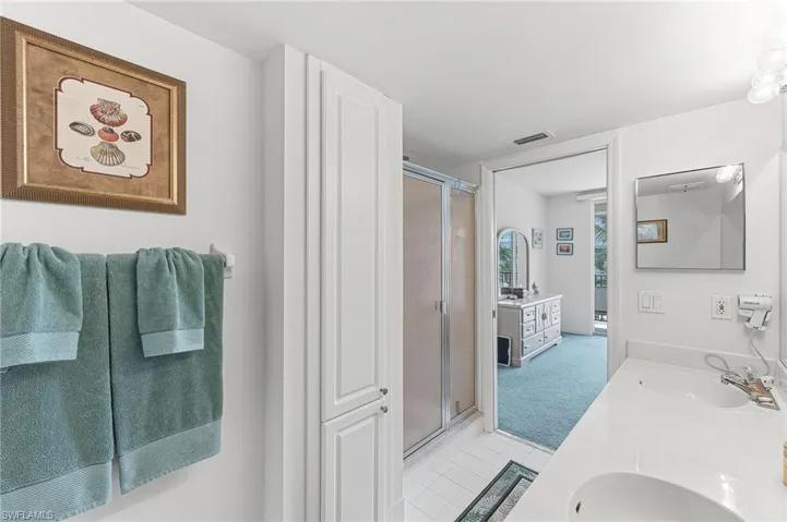 4421 Bay Beach Ln 623, Fort Myers Beach, Florida 33931