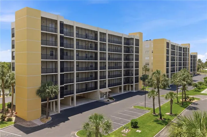 4421 Bay Beach Ln 623, Fort Myers Beach, Florida 33931