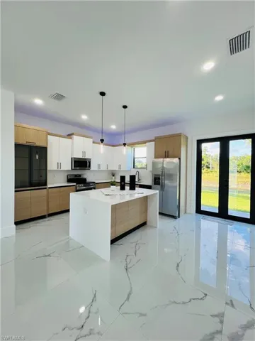1131  Fogia E ST, Lehigh Acres, FL 33974