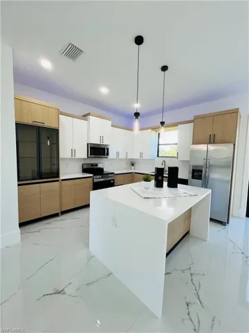 1131  Fogia E ST, Lehigh Acres, FL 33974