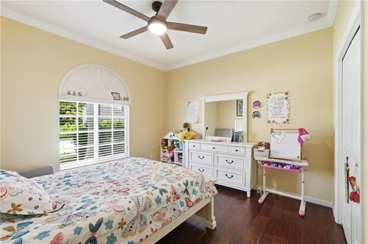 2506  Blackburn  CIR, Cape Coral, FL 33991