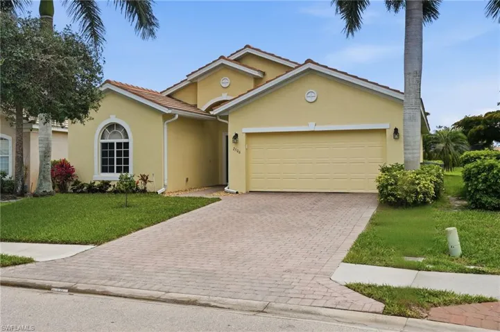 2506  Blackburn  CIR, Cape Coral, FL 33991