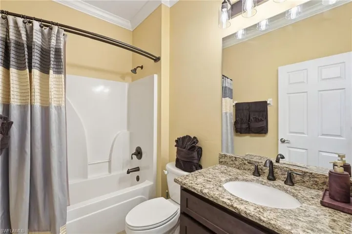 2506  Blackburn  CIR, Cape Coral, FL 33991