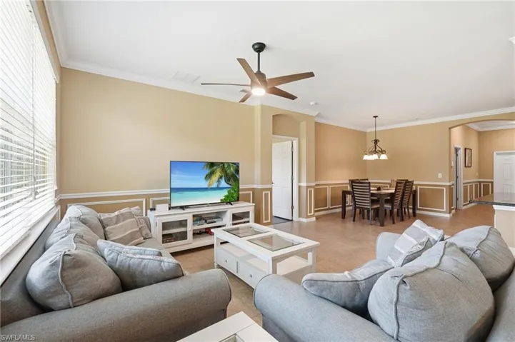 2506  Blackburn  CIR, Cape Coral, FL 33991
