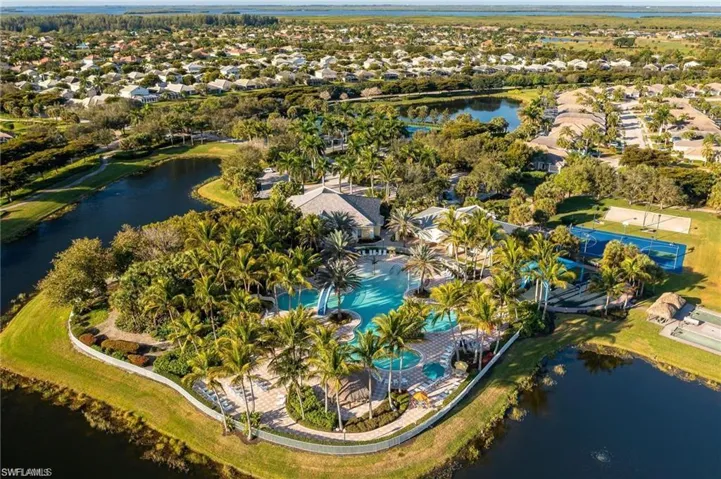 2506  Blackburn  CIR, Cape Coral, FL 33991