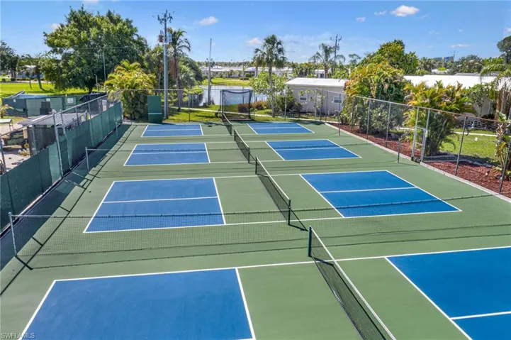 Pickleball Courts