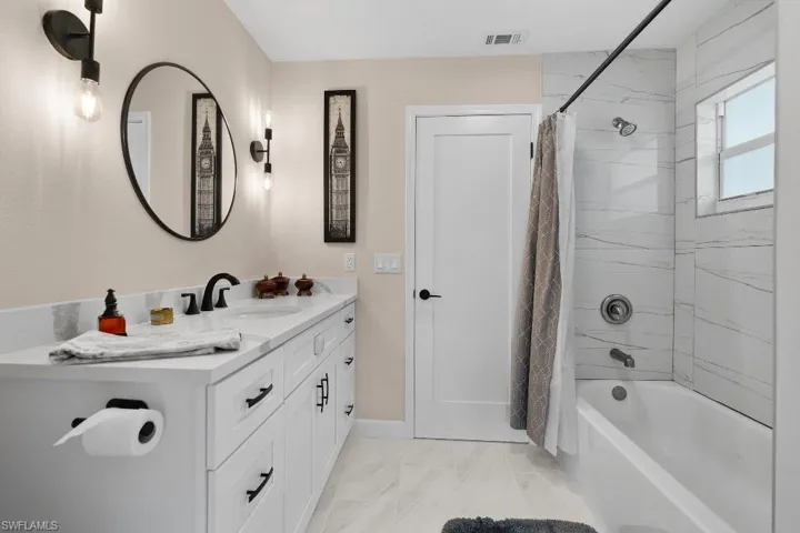 4636  Gulf  AVE, North Fort Myers, FL 33903