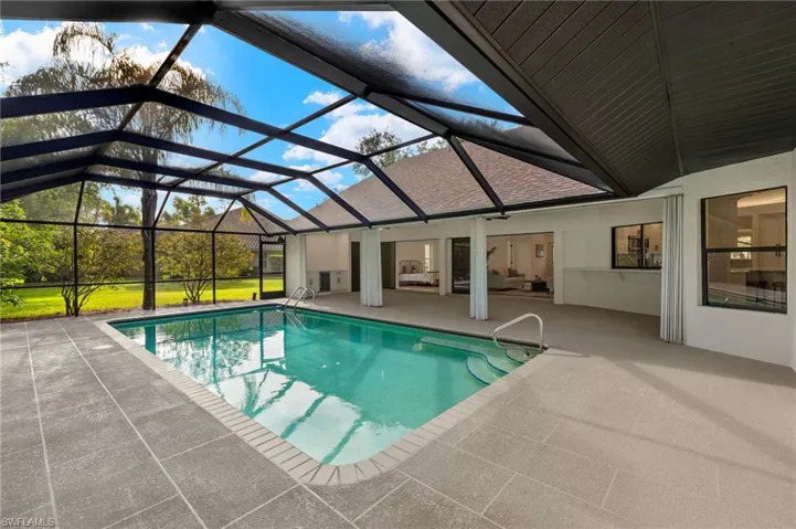 The New 18x36 Large Format Pool Deck looks stunning & modern.
