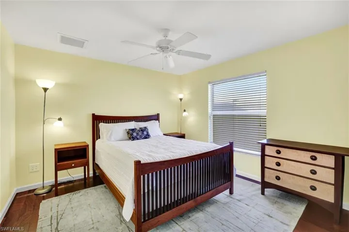 Guest bedroom