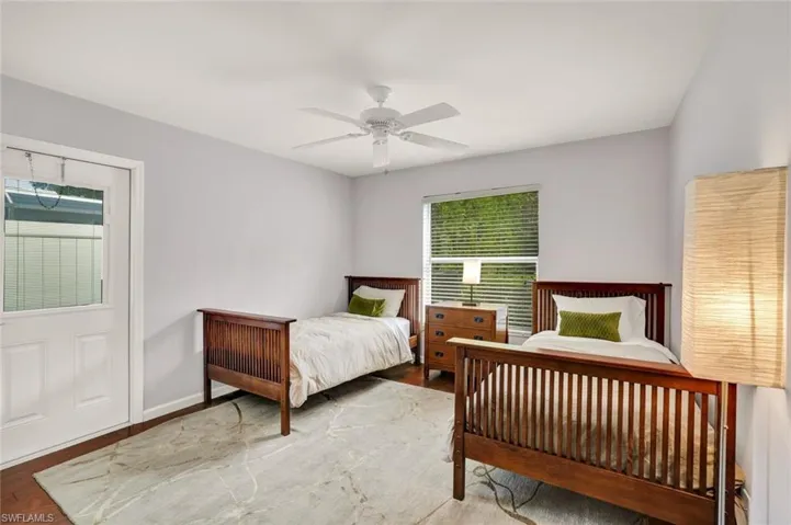 Guest bedroom with private entrance
