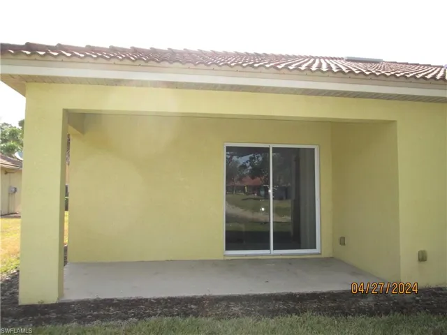 Covered lanai area.