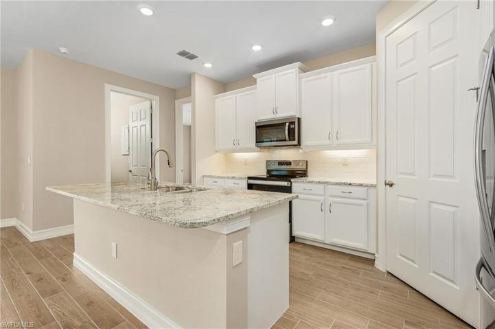 3825  Crosswater  DR, NORTH FORT MYERS, FL 33917