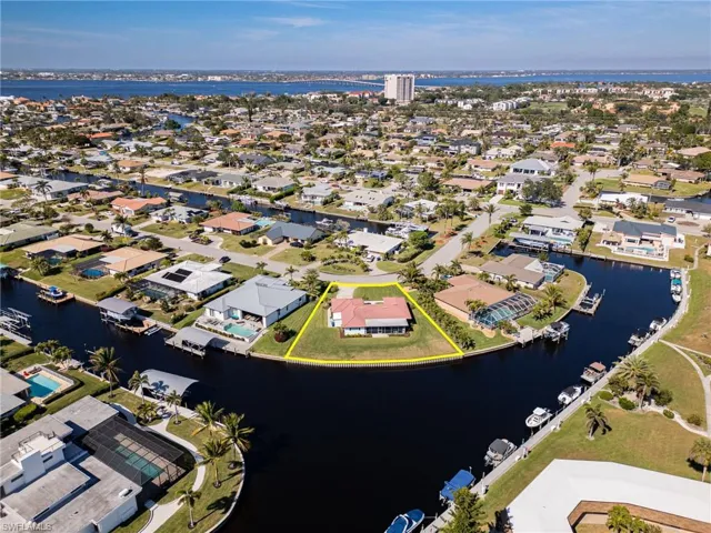 1050 Clarellen Dr, Fort Myers Fl 33919