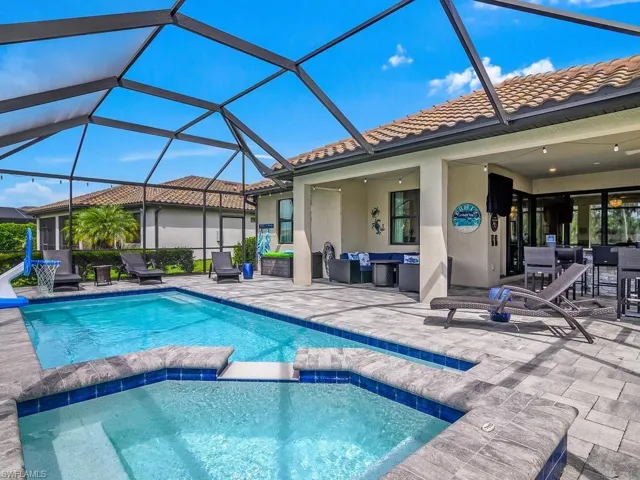 17581 Ashcomb Way, Estero, Florida 33928