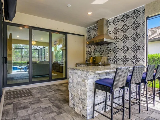 17581 Ashcomb Way, Estero, Florida 33928