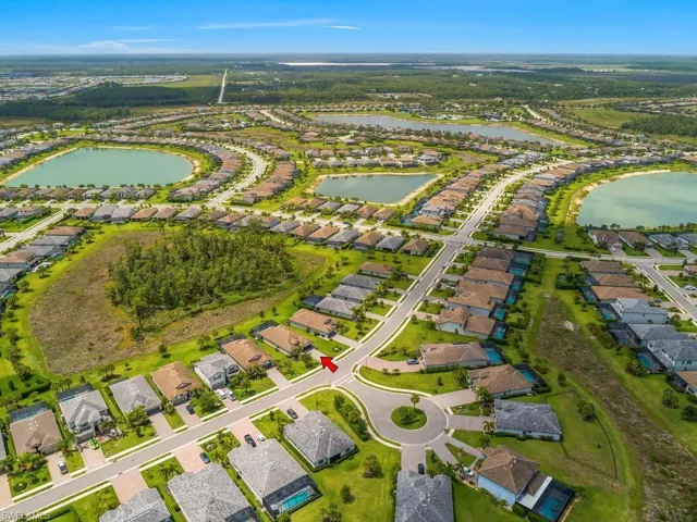17581 Ashcomb Way, Estero, Florida 33928