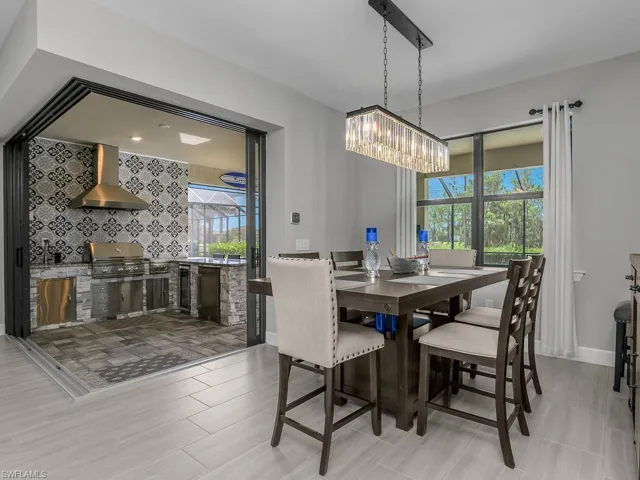 17581 Ashcomb Way, Estero, Florida 33928