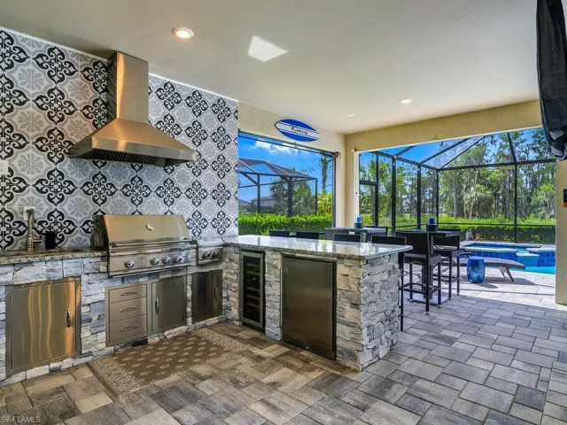 17581 Ashcomb Way, Estero, Florida 33928