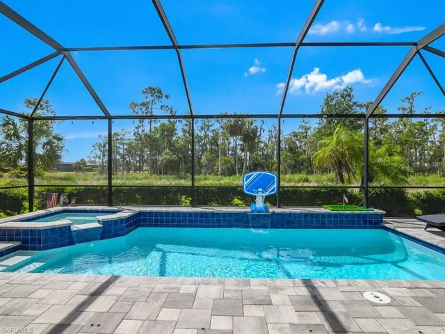 17581 Ashcomb Way, Estero, Florida 33928