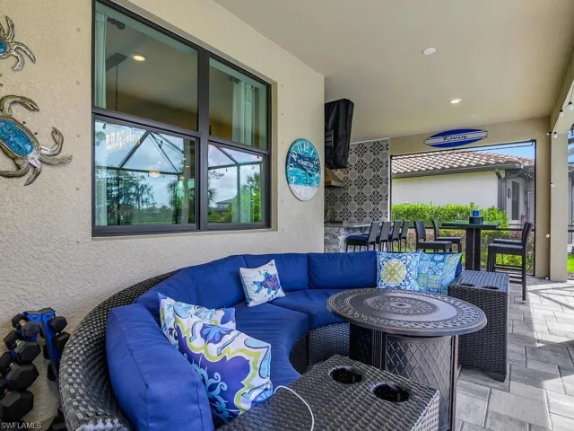 17581 Ashcomb Way, Estero, Florida 33928