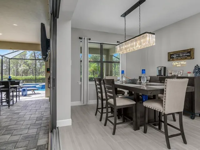 17581 Ashcomb Way, Estero, Florida 33928