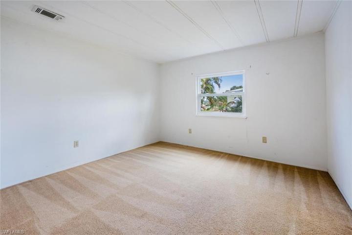 94 Le Mans DR, NAPLES FL 34112