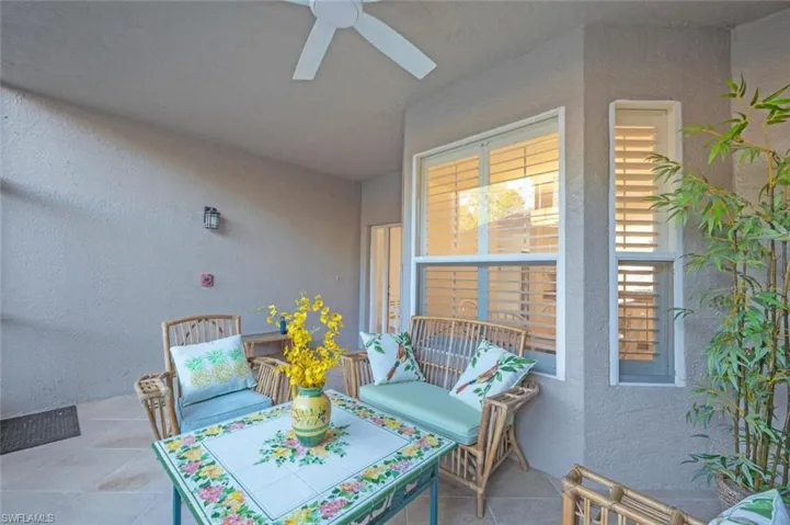 8400  Naples Heritage  DR, Naples, FL 34112