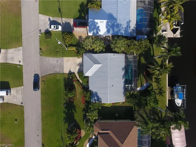 Drone / aerial overhead.