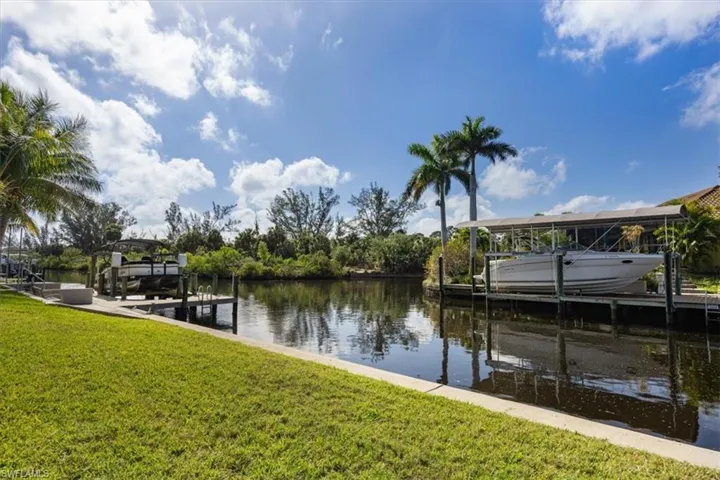 Canal view with intersecting canals..
